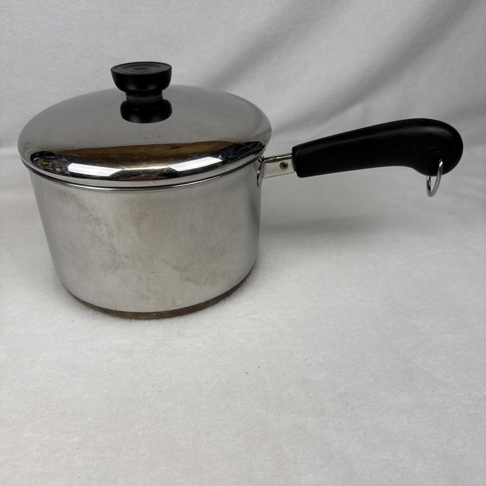 1801 Revere Ware 3 QT Sauce Pan Copper Bottom w/ Lid Clinton USA Vintage